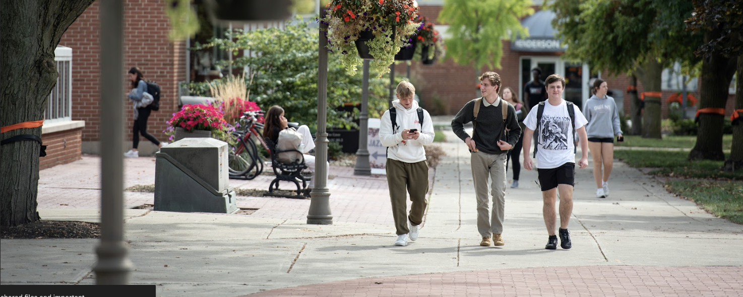 students walking to class
counseling services