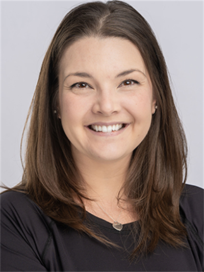 Stephanie Born